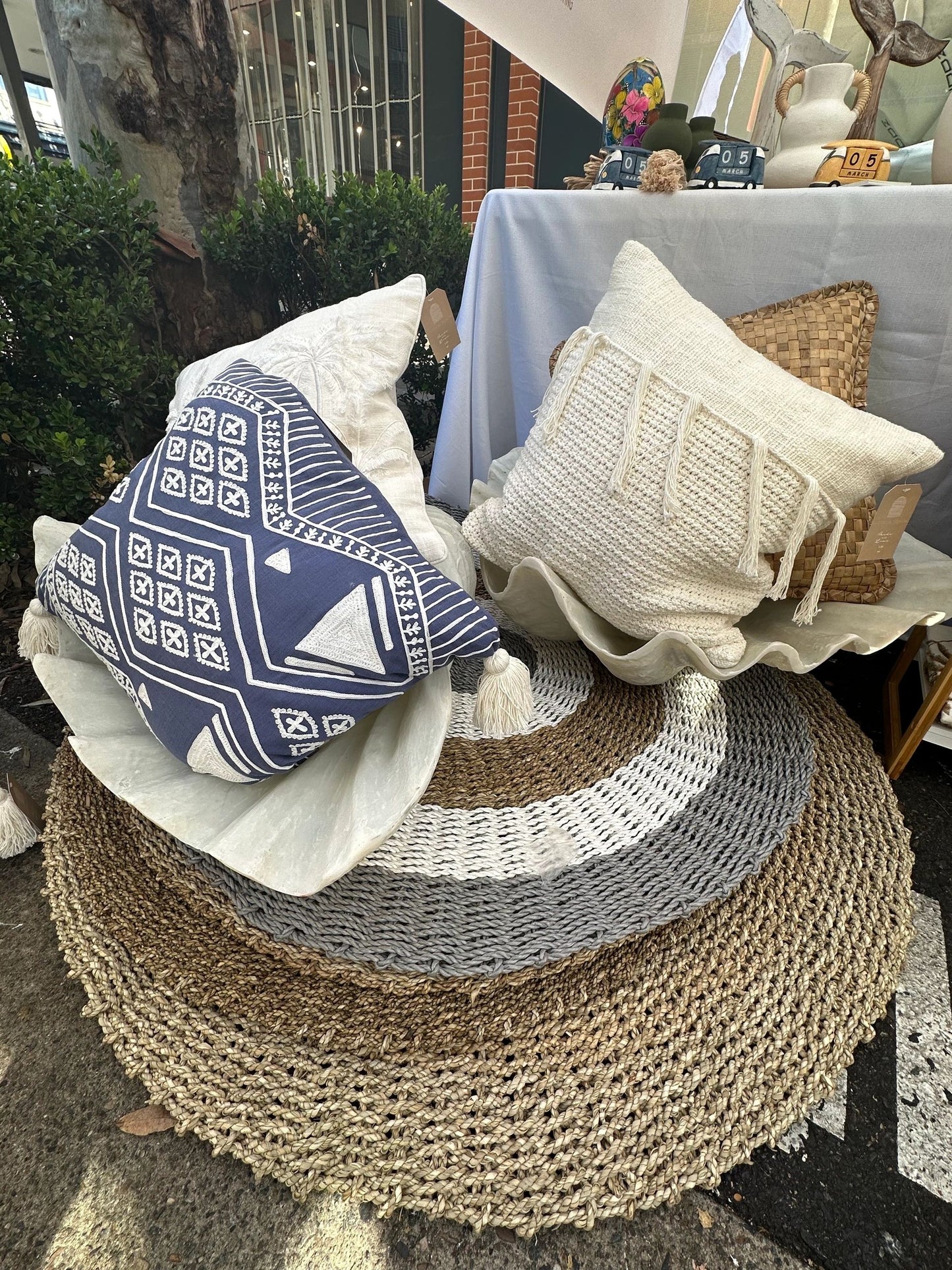 White Linen with White 3D Palms